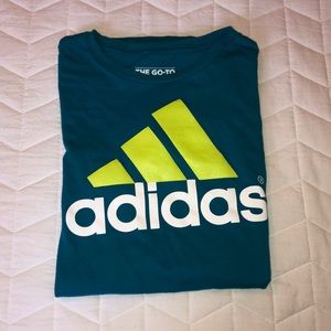 Adidas t Shirt
